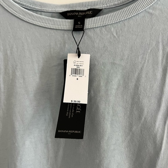 Banana Republic Sky Blue Short Sleeve Tee - Picture 3 of 3